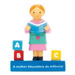 18091 a melhor educadora de infância little drops of water A Melhor Educadora de Infância / La mejor Maestra de Jardín de Infancia