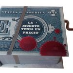 Libro manivela musical For a Few Dollars More (La muerte tenía un precio) caja de música