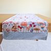 almofada jacquard páscoa coelho algodão mantél cojin cojines pascua conejo mande in spain semana blanca flores primavera decoración hogar decoração casa têxtil