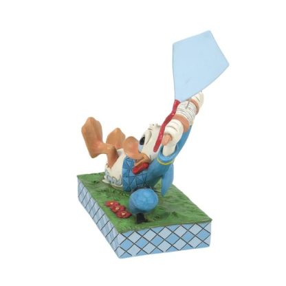 Donald Duck With Kite Figurine by Disney Traditions6014314A fun piece from Jim Shore as part of his Disney Traditions collection is this Donald Duck flying a kite figurine. jim shore pato donald disney