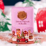 - EP461- Sabonete 200gr A Caminho do Natal: Rosa (Baunilha)- Aroma: Baunilha- Marca: Essências de Portugal