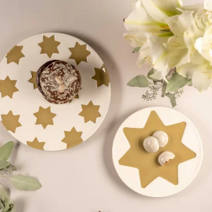 plate deco gold stars candela leonardo prato madeira