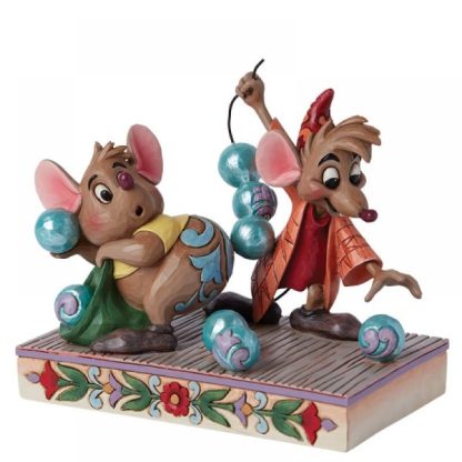 Jaq & Gus Figurine6015020Ahead of Cinderella's 75th Anniversary in 2025, we have Gus & Jaq helping thread Cinderella's pearls.  disney ratinhos cinderela