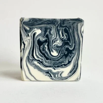 Sabonete Artesanal - Ebony & Ivory Sabonete Artesanal - Pretty in Pink Sabonete Artesanal - Orange Poppyseed Sabonete Artesanal - Sunshine sabonete sabão jábon let it soap talco